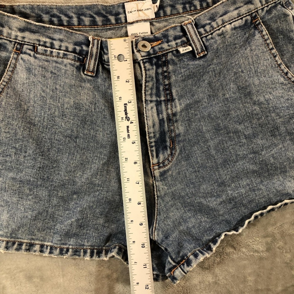 Vintage Calvin Klein Jeans Denim Shorts Juniors 9 28W Blue Cutoff Relaxed Y2K - Picture 8 of 16